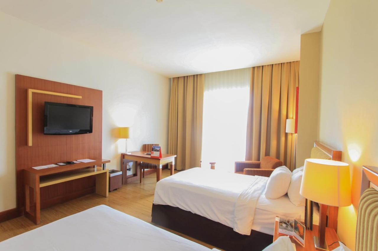 Swiss-Belhotel Maleosan Manado Kültér fotó