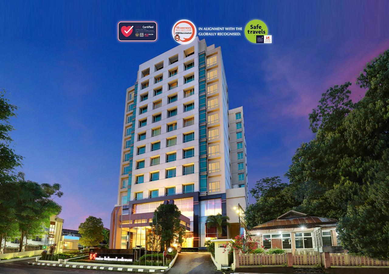 Swiss-Belhotel Maleosan Manado Kültér fotó